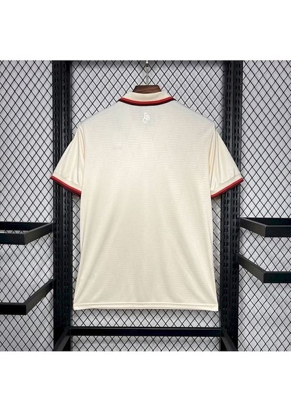 Bayern Münih Isimsiz Yetişkin Forması Krem