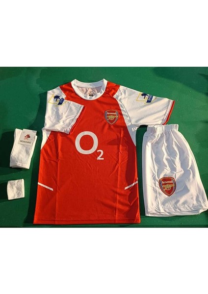 Arsenal Thierry Henry Kırmızı Retro Çocuk Forma 4 Lü Set. Forma+Şort+Çorap+Bileklik