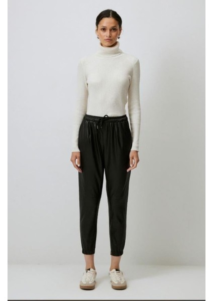 Beli Büzgülü Deri Pantolon Siyah modelleri