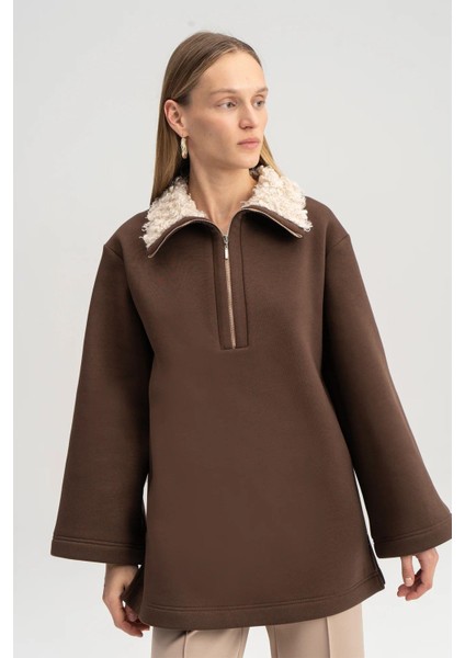 Yakası Kürklü Sweatshirt Kahverengi
