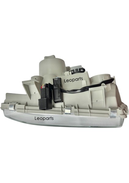 Mitsubishi Fuso Canter Far Lambası Sağ 2006-2012 MK548498 modelleri