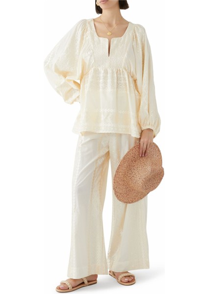 Nakışlı Balon Kol Bluz fiyatları