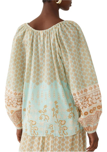 Feminine Charm Bluz