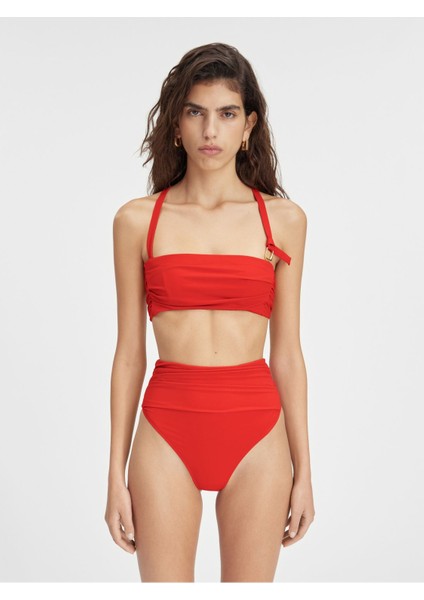 Bikini Üstü