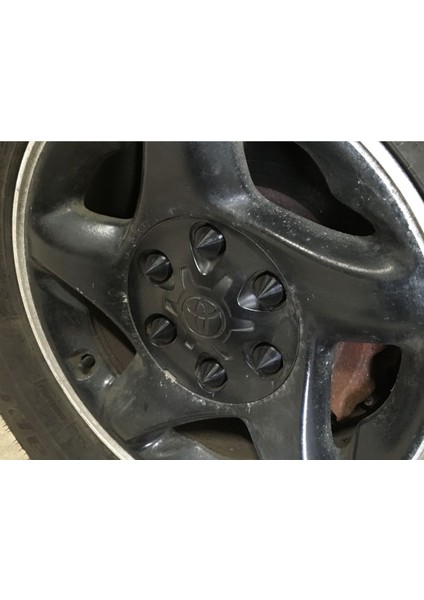 Toyota Tundra Çivili Bijon Kapakları T2904697