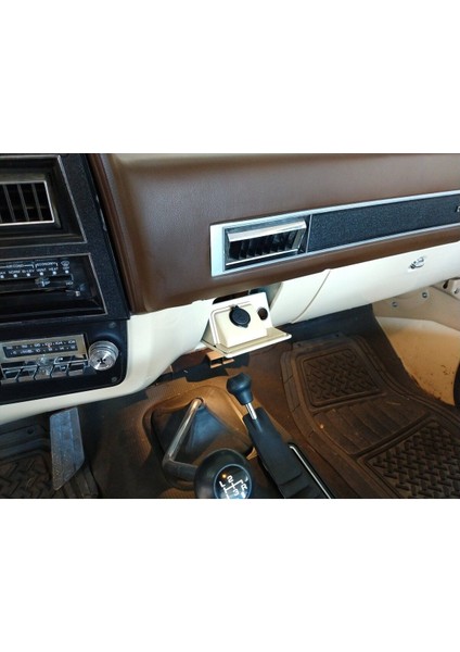 Chevy Kare Gövde Kül Tablası USB ve Aux Kablo Adaptörü K5 Blazer T4080373 fırsatları