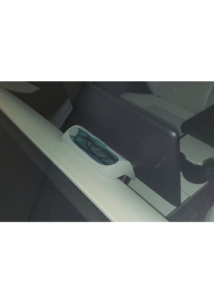 Tesla Model 3 Için Gözlük Tepsisi T3580008