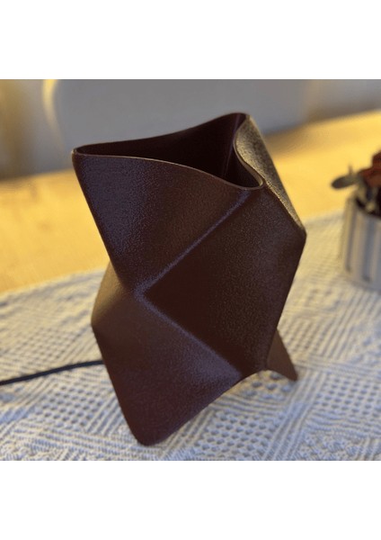 Origami Modern Tasarımlı Şık Abajur |dekoratif Masa Lambası, Yatak Odası, Salon ve Ofis Aydınlatması fırsatları