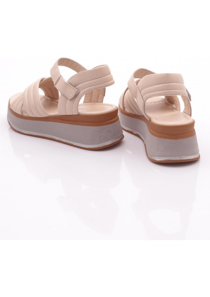 1230-22229 Kadin Çapraz Bantli Sandalet modelleri