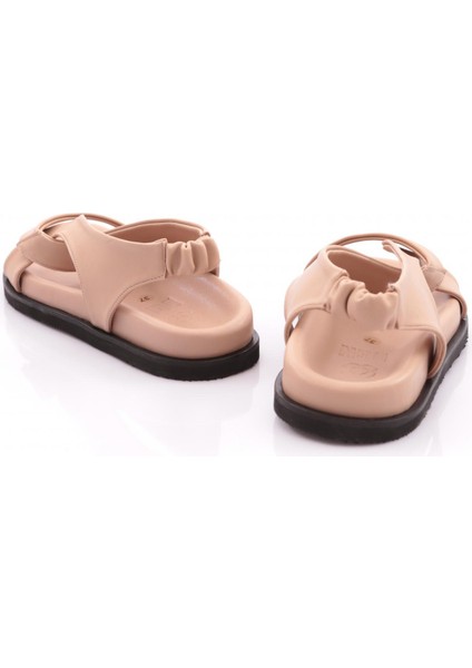 3040 Kadin Çapraz Bantli Sandalet