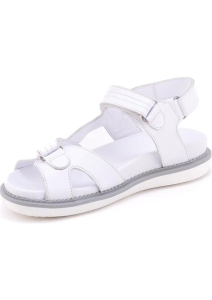 202084Y Kadın Deri Sandalet fırsatları