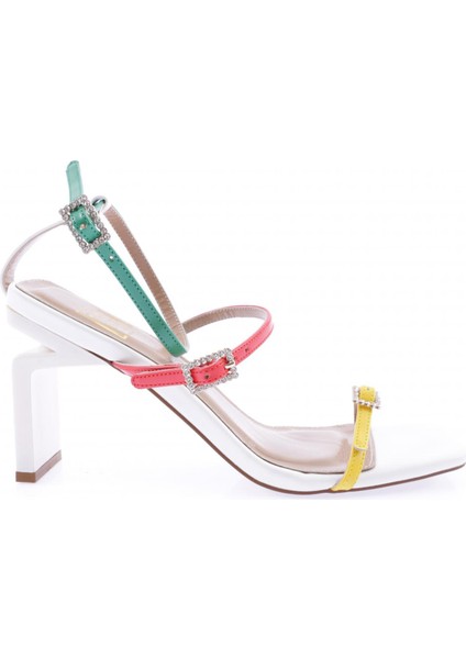 K9004 Kadin Küt Burun Bantli Topuklu Sandalet