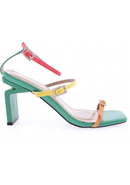 K9004 Kadin Küt Burun Bantli Topuklu Sandalet