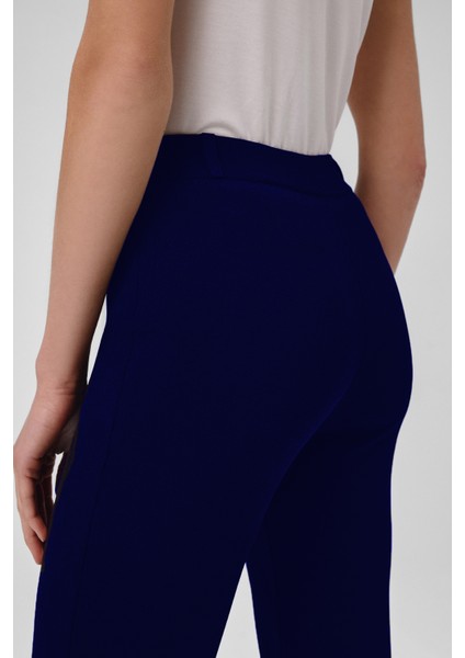 Lacivert Nervürlü Ispanyol Paça Kadın Pantolon fırsatları