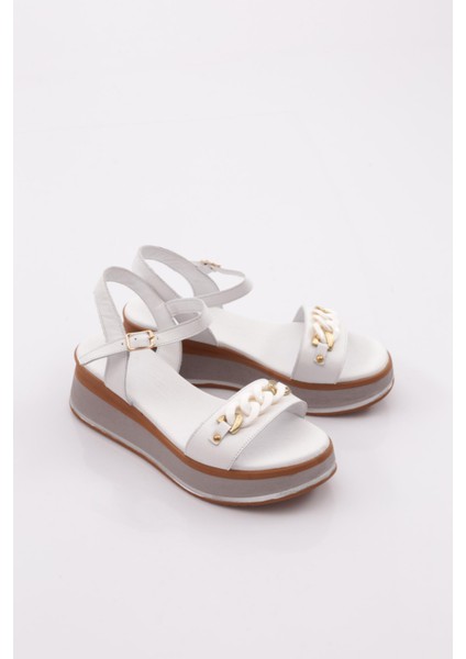 1600 Kadin Sandalet fiyatları