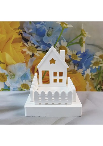 Dört Parçalı Ev Şeklinde Mumluk - Mum Kabı -10,8 x 10,8 x 13,1 cm Masaüstü Hediyelik Dekoratif Süs Eşyası