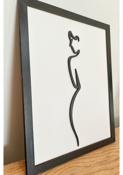 Modern Siyah Çerçeveli Kadın Silüetli Ahşap Tablo | 3D Katmanlı Dekor – 25X20 cm fiyatları