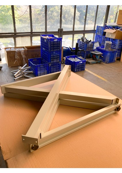 80 x 160 Ireko Tablalı 75 x 75 Çapraz Alüminyum Ayaklı Masa fırsatları