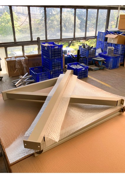 80 x 160 Ireko Tablalı 75 x 75 Çapraz Alüminyum Ayaklı Masa indirimleri