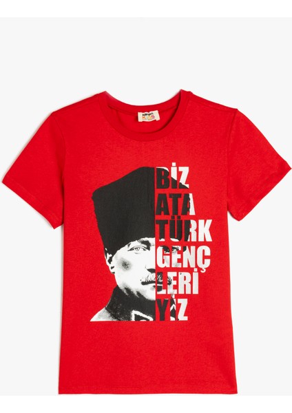 Atatürk Baskılı Kısa Kollu Bisiklet Yaka Pamuklu Tişört