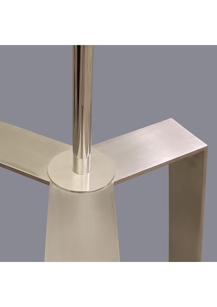 Noir Krom Tripod Lambader