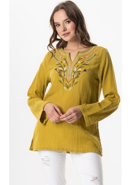 Uzun Kol Çiçek V Yaka Nakışlı Müslin Yazlık Bluz Beyaz Byz