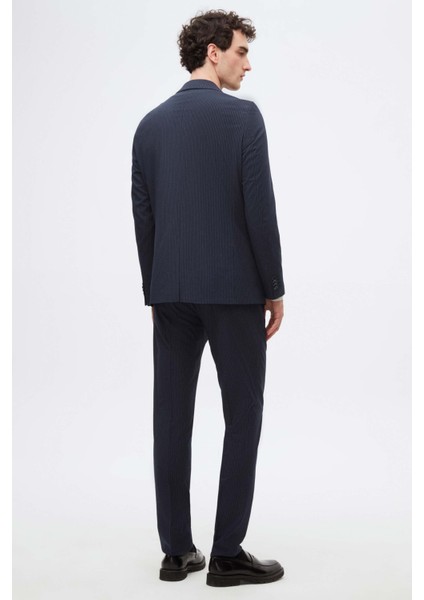 Slim Fit Lacivert Çizgi Desenli Takim Elbise