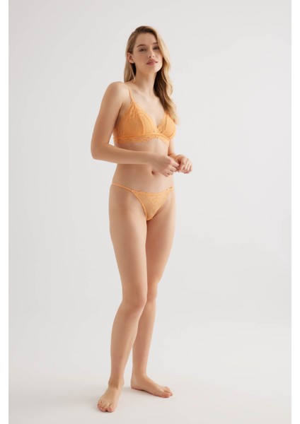 Kadın Dantelli Tanga Külot