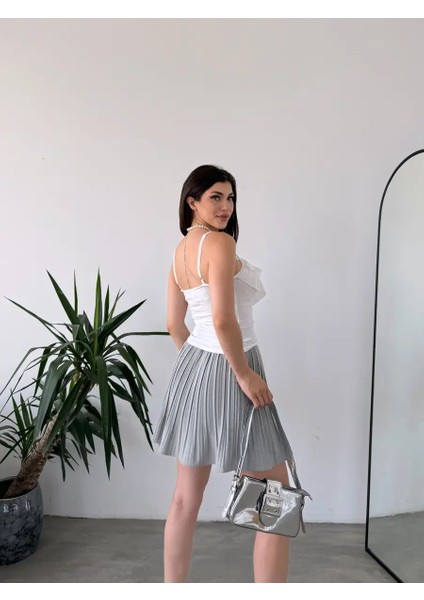 Göğüs Volanlı Askılı Bluz