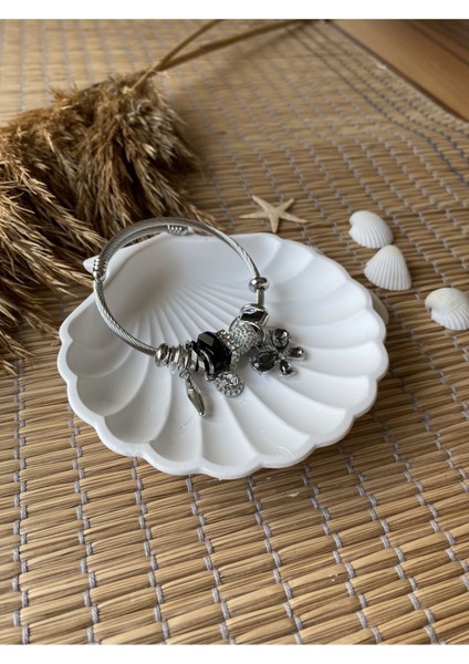 Siyah Kristal Kelebek Charmlı Çelik Bileklik fırsatları