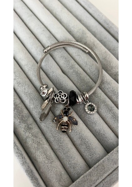 Siyah Boncuklu Arı Model Bileklik