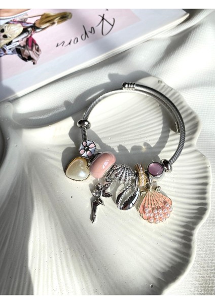 Kadın Charmlı Çelik Pndr Modeli Bileklik Denizkabuğu Charmlı Gümü