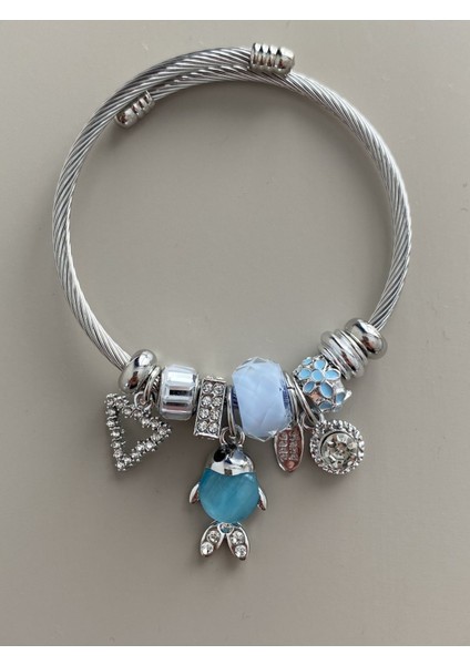 Model Mavi Balık Şans Charmlı Çelik Bileklik fiyatları