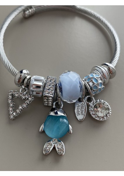 Model Mavi Balık Şans Charmlı Çelik Bileklik modelleri