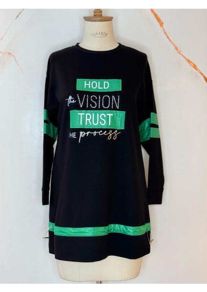Taşlı Yazılı Sweatshırt