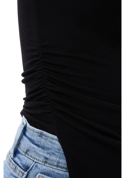 Kadın Siyah Dik Yaka Kısa Kollu Büzgü/Drape Detaylı Fitted/Vücuda Oturan Asimetrik Örme Bluz indirimleri