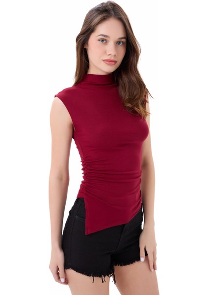 Kadın Bordo Dik Yaka Kısa Kollu Büzgü/Drape Detaylı Fitted/Vücuda Oturan Asimetrik Örme Bluz fiyatları