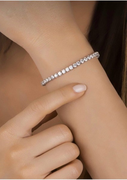 Kararmaz Solmaz Zirkon Taşlı Çelik Su Yolu Bileklik Gümüş modelleri