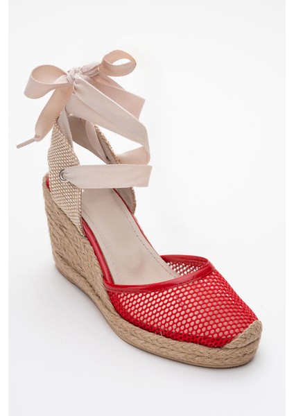 Lıons Kırmızı Fileli Kadın Bilekten Bağlamalı Dolgu Topuk Sandalet fırsatları