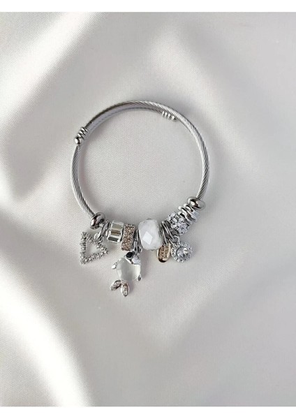 Gümüş Renk Beyaz Balık Charmlı Çelik Bileklik