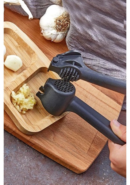 Kitchen Pratik Sert Plastik Siyah Sarımsak Ezici Kırılmaya Dayanıklı Kolay Temizlenebilen Sarımsak Press