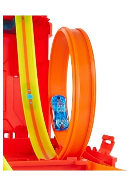 Wheels Track Builder Benzin Bidonu Akrobasi Seti, 4 Yaş ve Üzeri, HDX78