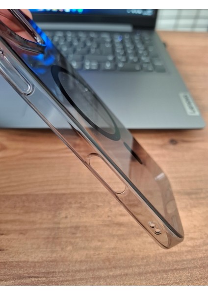 iPhone 16 Pro Max Uyumlu Magsafe Şarj Özellikli Sararma Yapmayan Kaliteli Sert Mika Kılıf