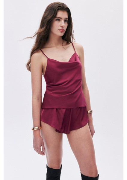 Caché Saten Bordo Degaje Yaka Askılı Kısa Pijama Takım fırsatları