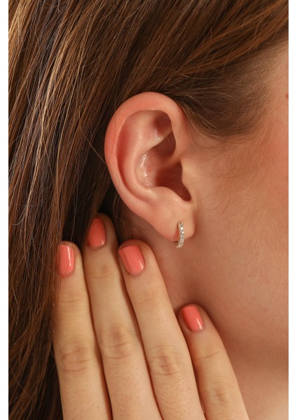 925 Ayar Gümüş Dokuztaş Kıkırdak Küpe