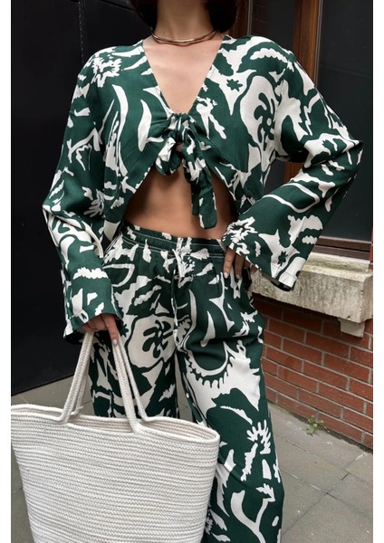Yeşil Desenli Dokuma Bağlamalı Bluz Pantolon 2'li Takım modelleri