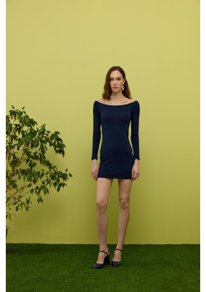 Kadın Lacivert Madonna Yakalı Mini Elbise fırsatları