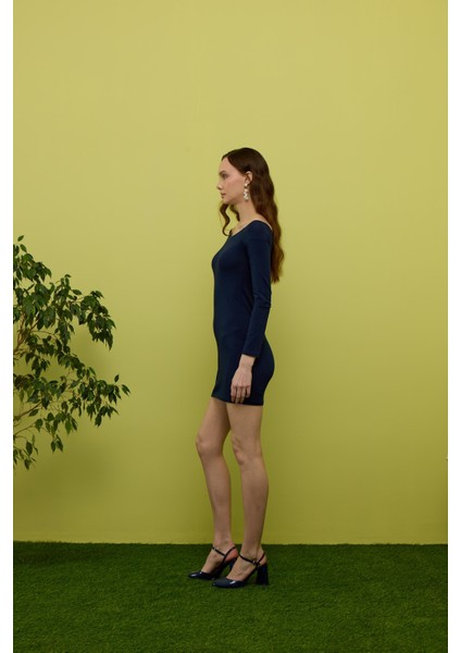 Kadın Lacivert Madonna Yakalı Mini Elbise indirimleri