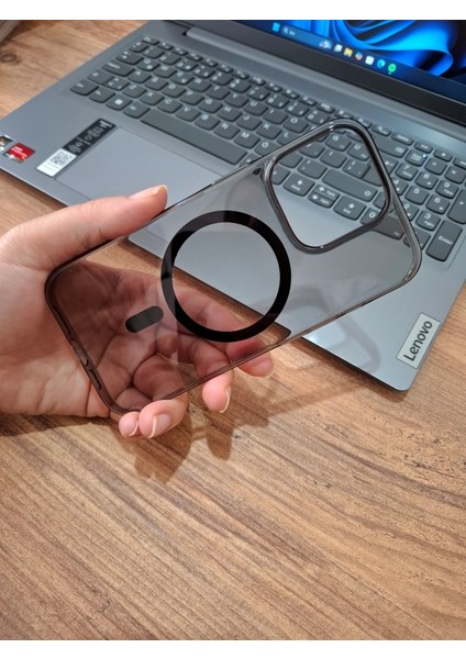iPhone 16 Pro Uyumlu Magsafe Şarj Özellikli Sararma Yapmayan Kaliteli Sert Mika Kılıf