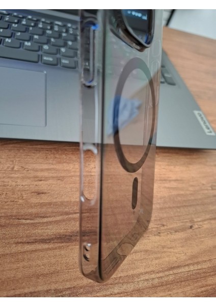iPhone 16 Pro Uyumlu Magsafe Şarj Özellikli Sararma Yapmayan Kaliteli Sert Mika Kılıf